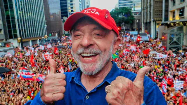 Presidente da República, Luiz Inácio Lula da Silva, durante ato de campanha no Rio de Janeiro: o evento "Lula em São Paulo: O Brasil Pronto Pra Mais", realizado na Avenida Paulista, São Paulo (SP).