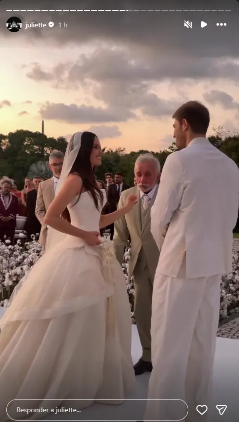 Juliette Freire e Kaique Cerveny em momento especial na Capela de Nossa Senhora das Graças