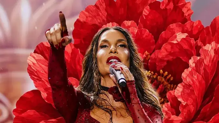 cantora ivete sanalo em show