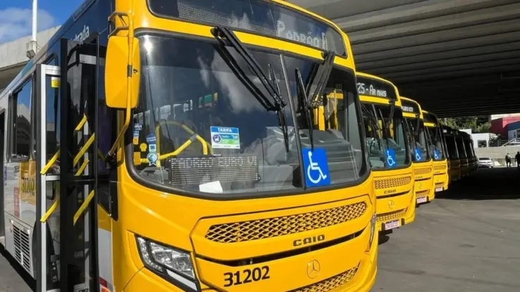 Suspensão de ônibus chega ao quarto dia em Santa Cruz e Vale das Pedrinhas