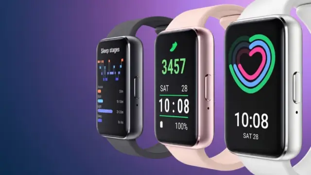 Pulseira inteligente em fundo neutro representando o modelo Samsung Galaxy Fit 4